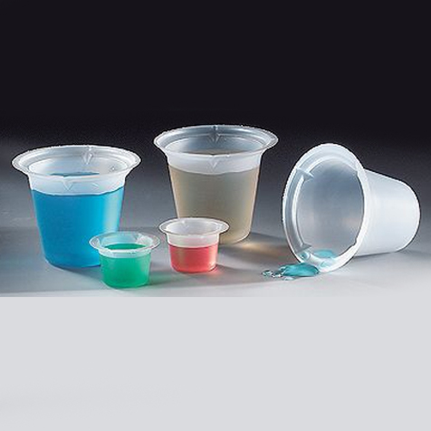 Four Pour Spout Disposable Beakers