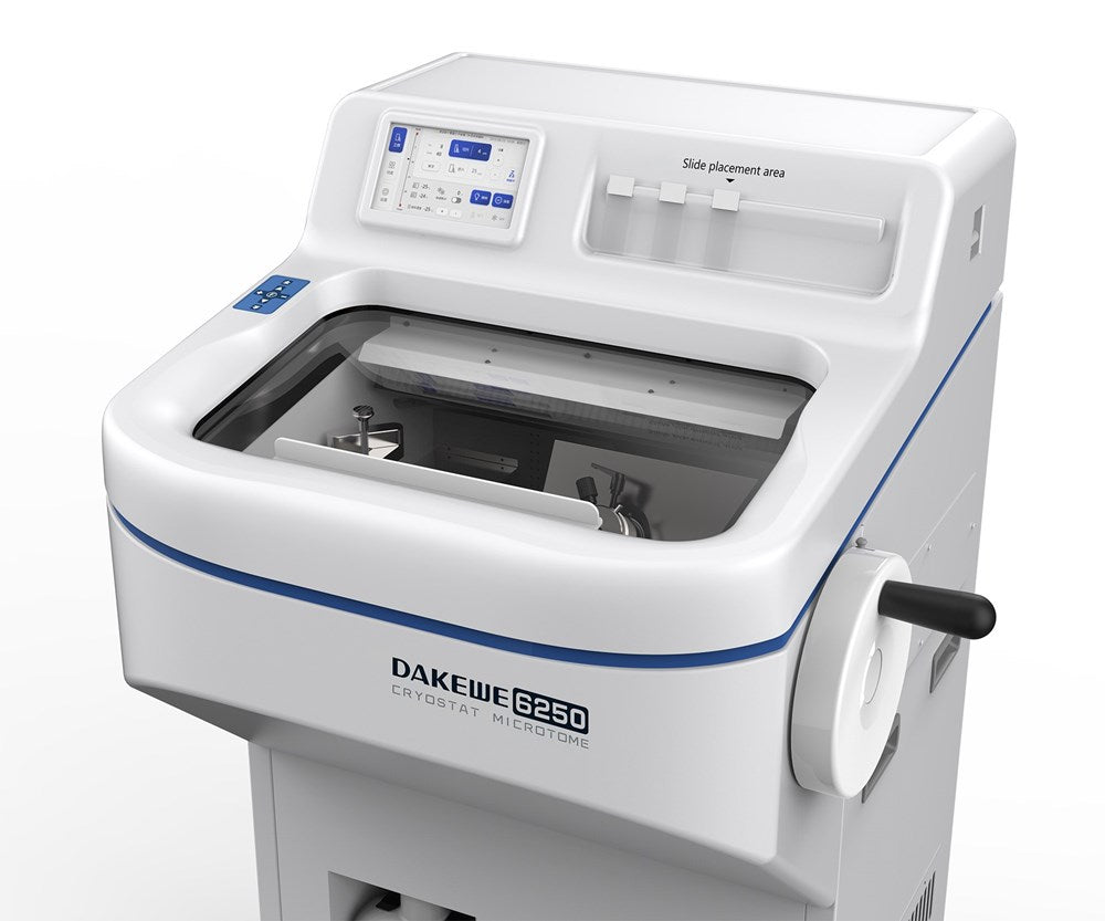 Dakewe 6250 Cryostat, a laboratory equipment piece with digital controls and a sleek design for precise tissue sectioning.