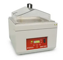 Boekel Scientific 14L water bath with polycarbonate lid, laboratory equipment for precise temperature control and scientific experiments.